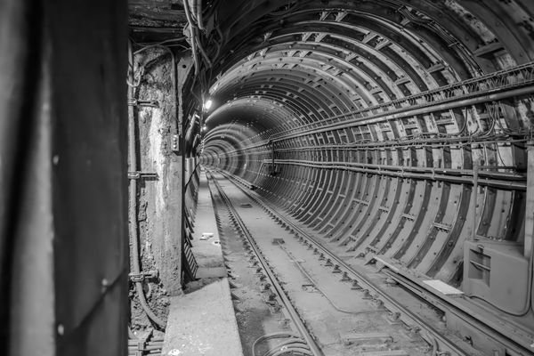 Underground tunnel requiring jet fan ventilation calculation